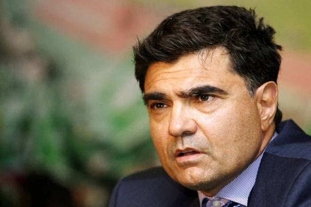 Δεν απαντά ο Βαρδινογιάννης