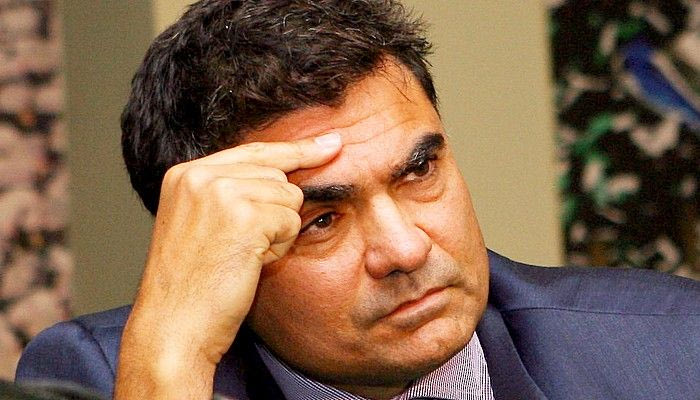 Οριστική αποχώρηση Bαρδινογιάννη, αλλά όχι και άμεση…