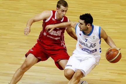 O Aθηναίου ανοίγει το δρόμο στον Ξανθόπουλο