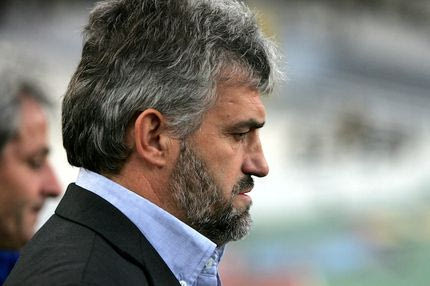 Τέλος και επίσημα ο Σάκης Τσιώλης από τον πάγκο του Αρη