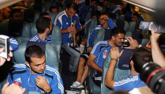 Φωτογραφικά καρέ από την πτήση της επιστροφής