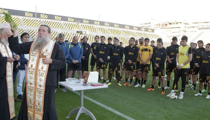 Αγιασμός για τραυματισμούς και γκίνια