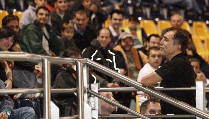 Με κόσμο και… Τζέιμς η προπόνηση του Άρη