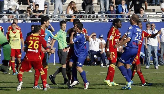 “Πόλεμος” Κορσικανών-λίγκας για την τιμωρία της Μπαστιά