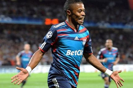 Λαβώθηκε ο Μπάστος, το ανακοίνωσε ο ίδιος