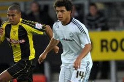 Πήρε την άδεια της μητέρας του και έπαιξε!