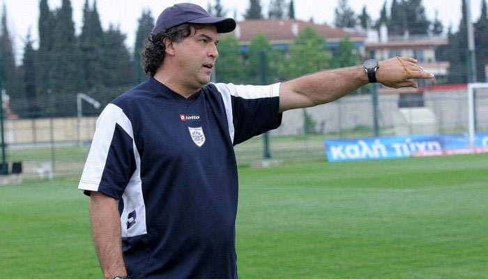 Γύρισε στο δημοτικό ο Ντεμόλ