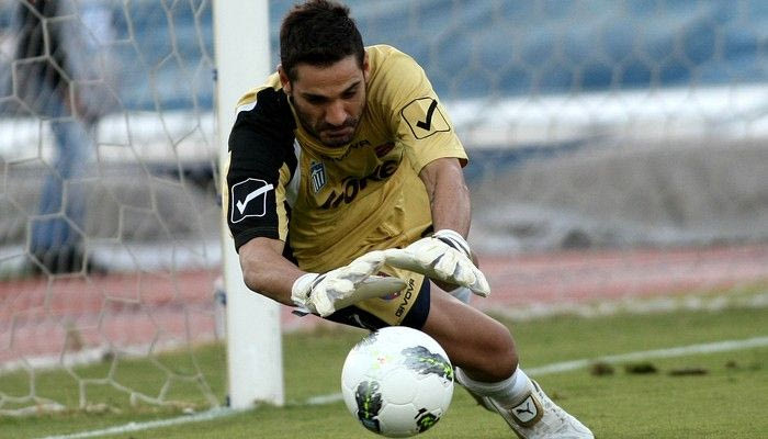 Σφίγγει τα δόντια ο Ελευθερόπουλος