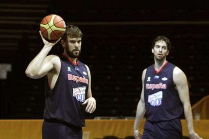 Πάου και Μαρκ Γκασόλ στην Μπάρτσα!