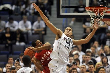 Ανακοίνωσε τον Γκέιβιν Έντουαρντς