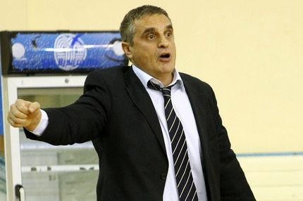 Πεδουλάκης: “Όπλο η ομαδική άμυνα”. Λυκογιάννης: “Το εγώ υποτάσσει το εμείς”