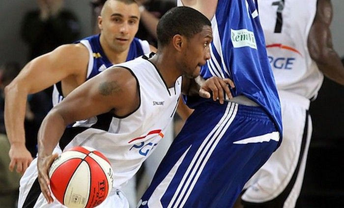 Ο Τζάστιν Γκρέι και το εκπληκτικό buzzer beater