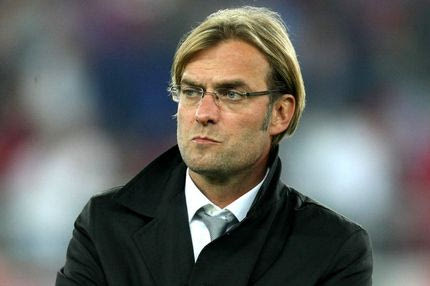 Κλοπ: “Εμείς δεν είμαστε εταιρεία”