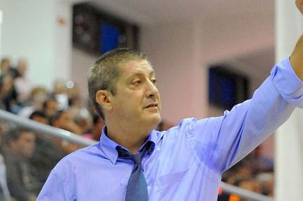 Φραγκιάς: “Κάτω τα κεφάλια”. Μπαρτζώκας: “Είμαι θυμωμένος…”