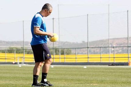 Έπιασε δουλειά ο Κωστένογλου