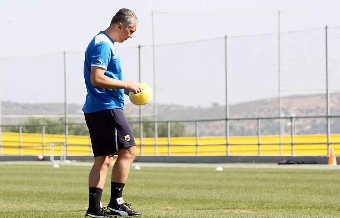 Έπιασε δουλειά ο Κωστένογλου