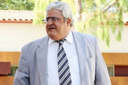 “Νομικό πραξικόπημα”