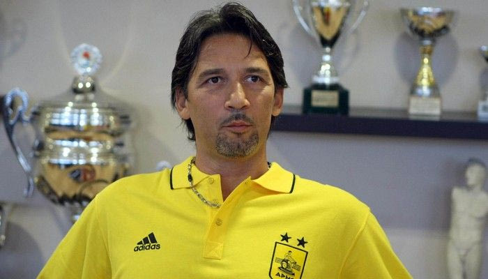 Ο Κόμπι αποθεώνει τον Μπόνι!