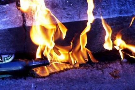 Συλλήψεις 10 ατόμων με μολότοφ στον Χολαργό