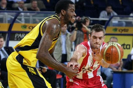 Αέρα στους “4” ο Ολυμπιακός