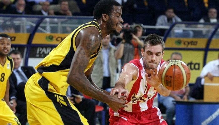 Αέρα στους “4” ο Ολυμπιακός