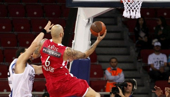 Ολυμπιακός – Εφές 62-87