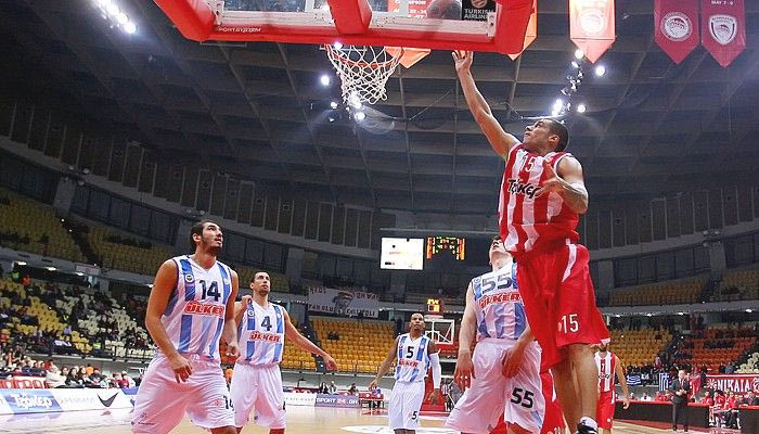 Ολυμπιακός-Φενέρμπαχτσε 81-74