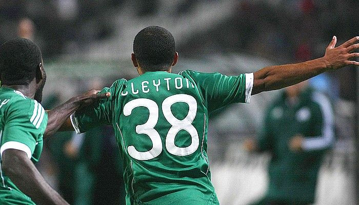 Άργησε και προπονήθηκε μόνος του ο Κλέιτον