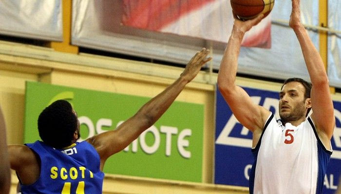 Περιστέρι – Ίκαρος 72-77