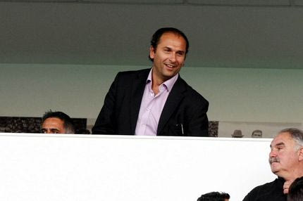 Aπαντά στις δηλώσεις Οικονομίδη