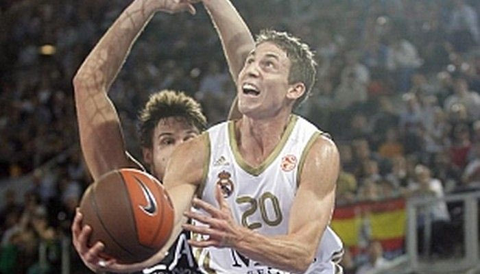 Ρεάλ-Αρμάνι 85-78