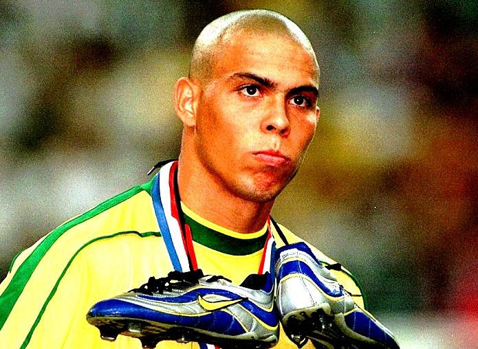 Μουντιάλ 1998: Ολη η Γαλλία προετοιμαζόταν για τον Ρονάλντο!