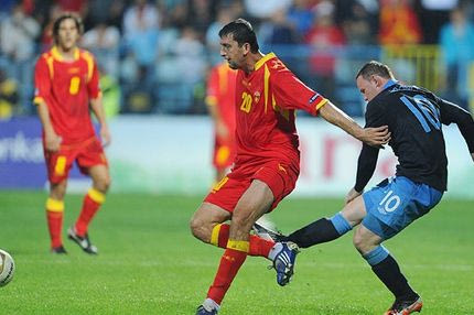 Ο Ντζούντζοβιτς από θύμα, υπερασπιστής του Ρούνεϊ!