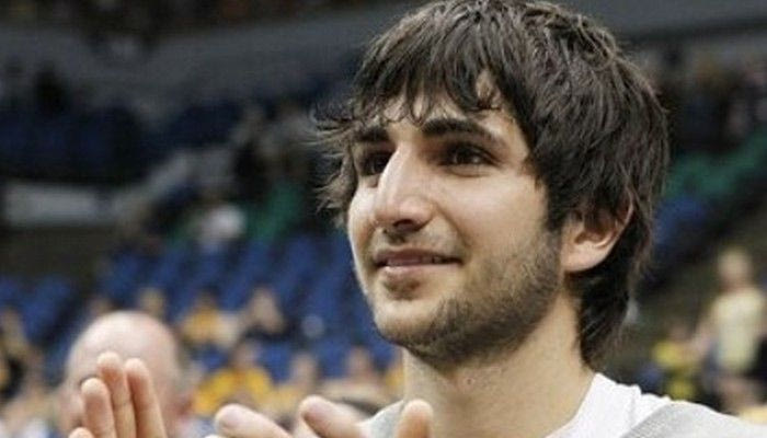 Η απάντηση του Ρίκι…