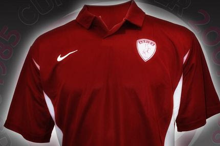 Η νέα βυσσινί εμφάνιση