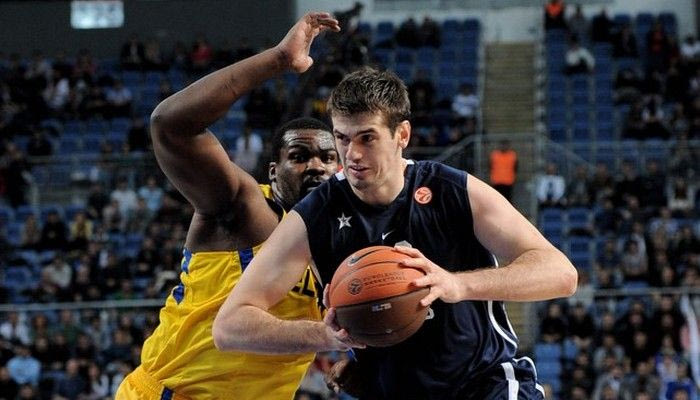 Eφές-Παρτιζάν 67-58