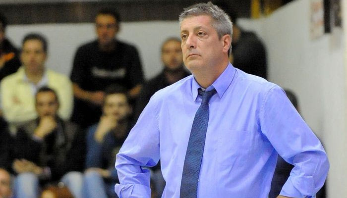 Φραγκιάς: “Σπουδαία νίκη”. Φλεβαράκης: “Αν δεν μπαίνουν τα σουτ”.