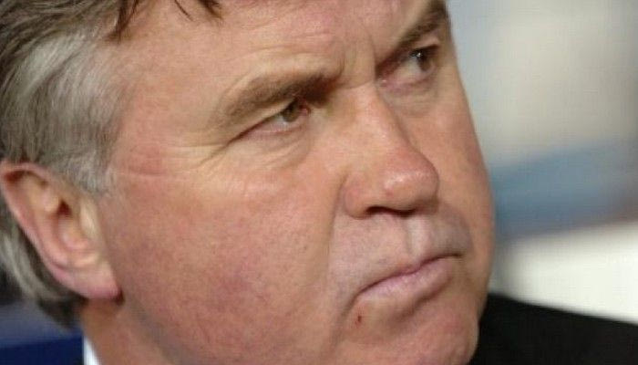 Απέτυχε και έφυγε ο Χίντινκ