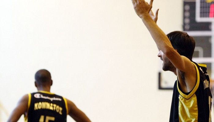 Φλεβαράκης: “Δεν κοροϊδεύουμε κανέναν”. Οργισμένος ο Γκαγκαλούδης