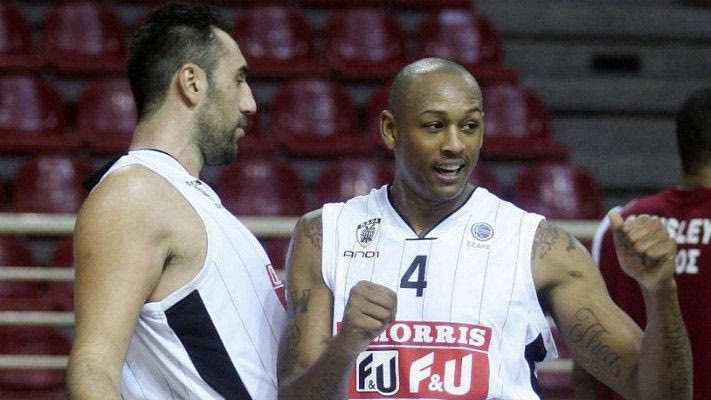 Ανατροπή με Γκίντενς, μένει μέχρι τέλους