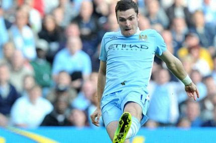 Ανανέωσε ο Τζόνσον