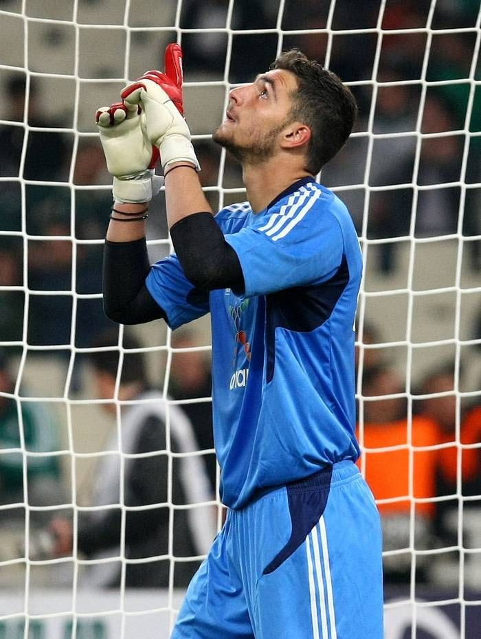 Ενοχλήσεις στους κοιλιακούς ο Καπίνο