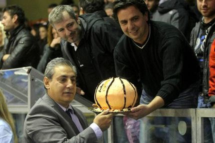 Κουφός: Χρειαζόμαστε σέντερ”. Φλεβαράκης: “Με τόσα λάθη…”