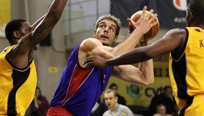 Μαρούσι-Πανιώνιος 67-69