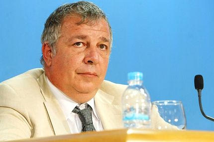 Μεταξύ Χάρβαρντ και Καυτανζόγλειου