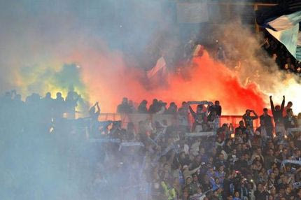 Μαχαιρώθηκε οπαδός στη Νάπολη