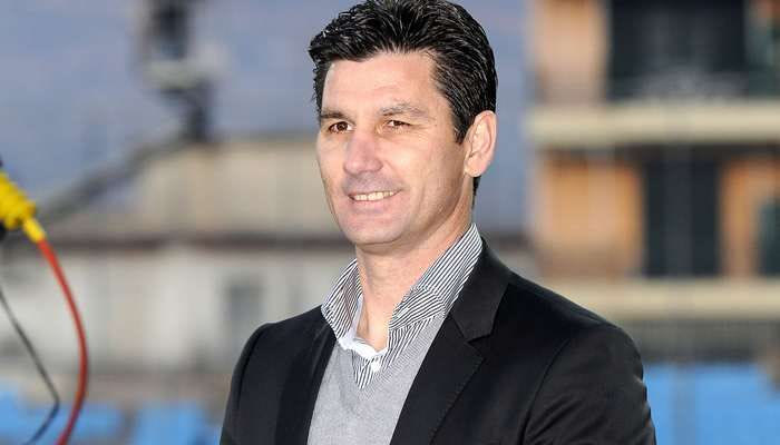 Ουζουνίδης: “Αν δεν θέλει να μπει η μπάλα…”