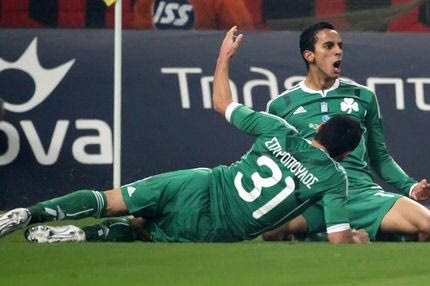 Παρέμεινε στην κορυφή