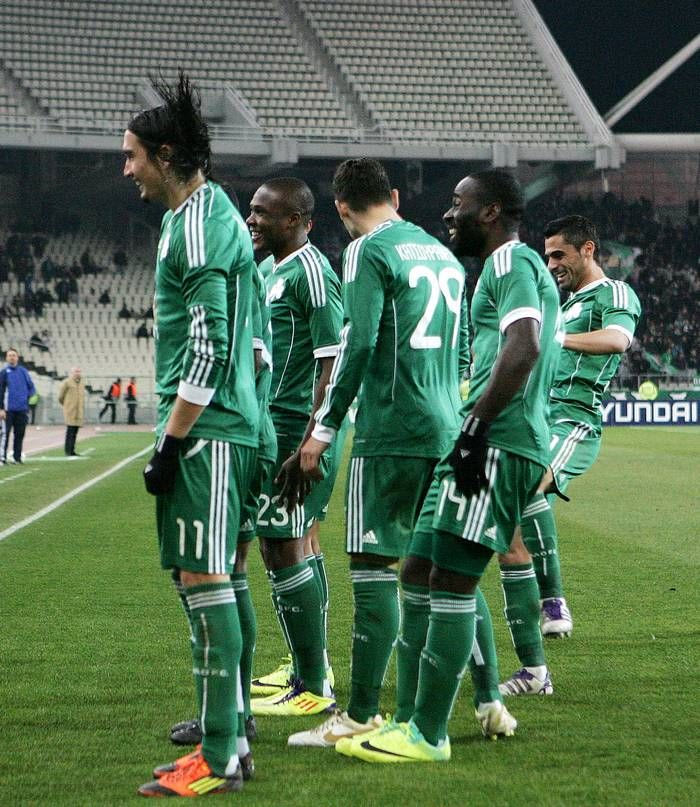 Μόνος του τον τίτλο