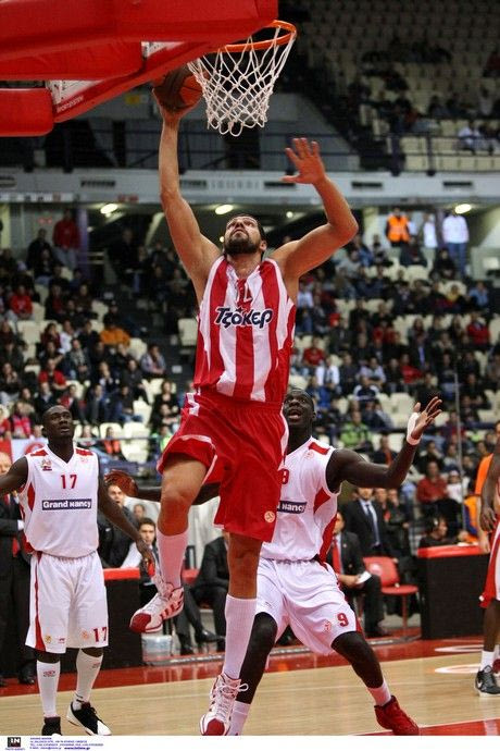 Η πτώση του Μπατίστ προκαλεί “ερυθρόλευκη” ευφορία